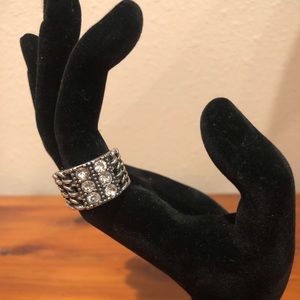 Premier Designs Grand ring